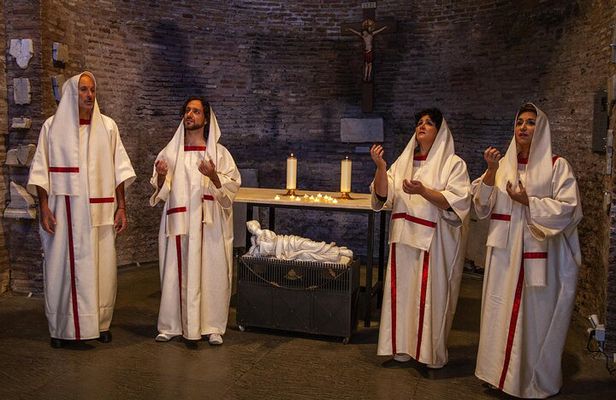 Rome Catacombs of San Callisto with Tour and Concert