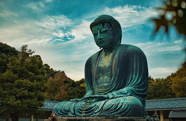 Kamakura Full Day Walking Tour with Local Expert Guide and Pickup