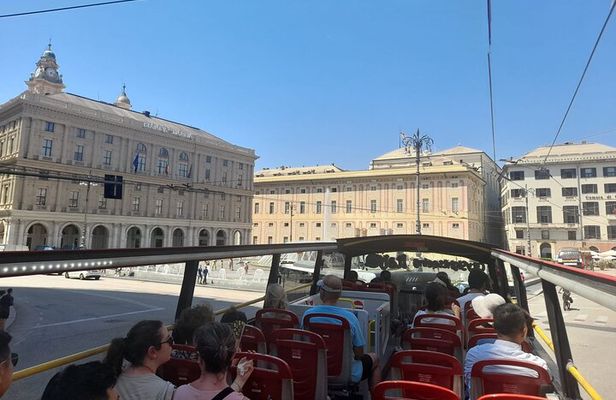Genoa Vip Tour By Open bus