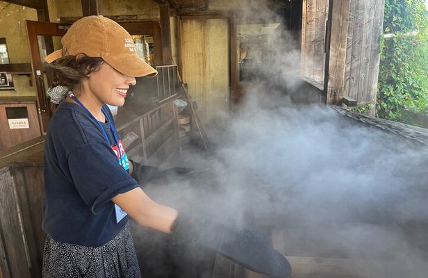 Beppu Hot Springs Bath and Make Jigokumushi Dish in Kyushu Japan