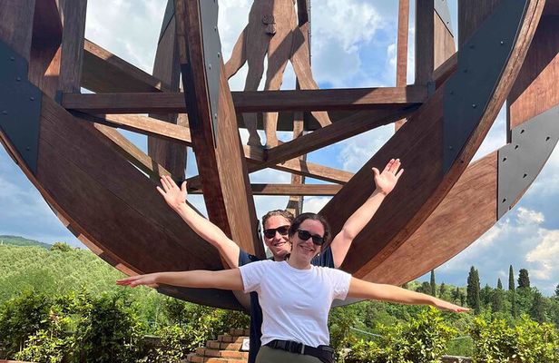 Hiking in da Vinci’s Land in Tuscany