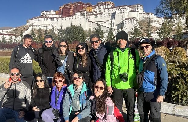 4 Days Lhasa City Essential Group Tour