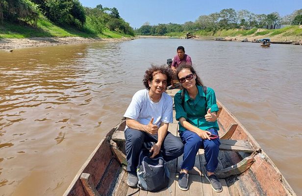 Belen Market & Floating City 2-3 Hour Private Tour