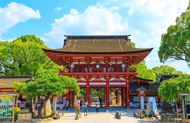 Kyushu Full Day Tour with Dazaifu Shrine，Cable car and Yufuin