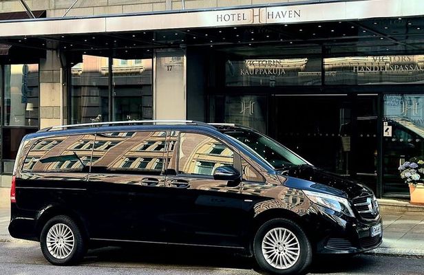 4 hours Helsinki and Porvoo Guided VIP Tour by Luxury Car