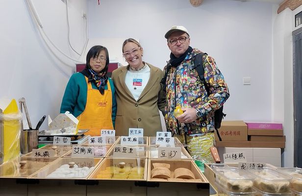 Beijing Walking Food Culture Tour in Hutong and Hidden Places