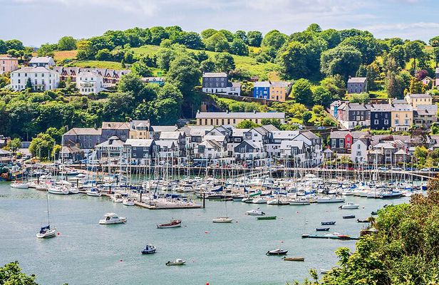 Morning Blarney Castle and Kinsale Half Day Tour from Cork