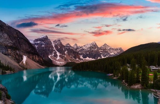 Sunset at Moraine Lake & Stargazing Tour from Canmore/Banff