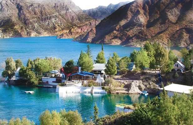 Afternoon at Los Reyunos Dam: A Paradise in San Rafael, Mendoza