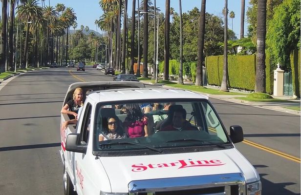 Los Angeles: Celebrity Homes and Iconic Landmarks Tour