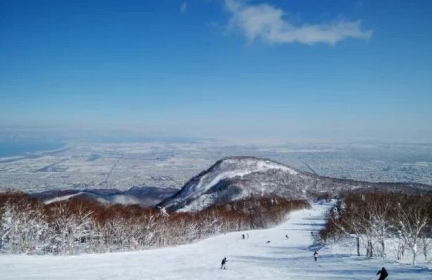 1 Day Ski Tour Package from Sapporo Station
