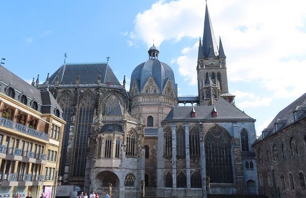 Aachen Highlights Half Day Private Walking Tour