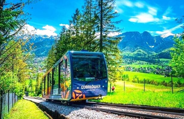 Krakow: Zakopane with Thermal Baths, Cable Car & Hotel Pickup