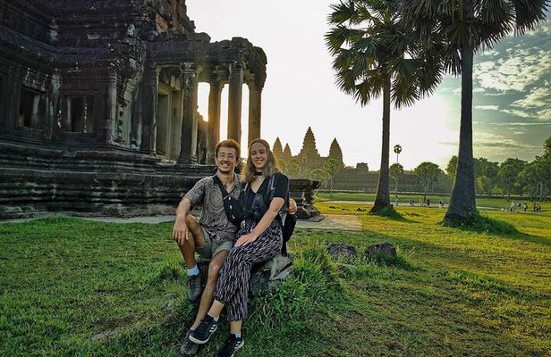 Angkor Wat Highlights 2 Days Tour with Sunrise and Sunset