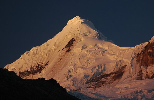 Nevado Tocllaraju Expedition 6,034 m Climb the Cordillera Blanca