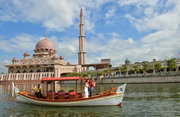 Private Tour at Grand Kuala Lumpur