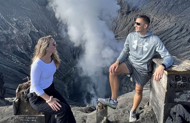 3-Day Private Tour: Tumpak Sewu Waterfall, Mt Bromo & Ijen Crater