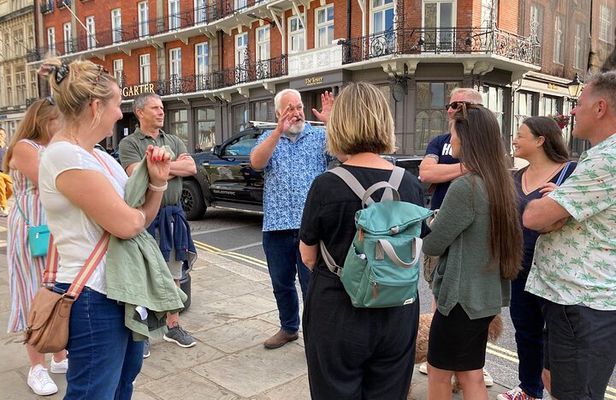 Small Group Walking Tour of Windsor Town (max 8 people)