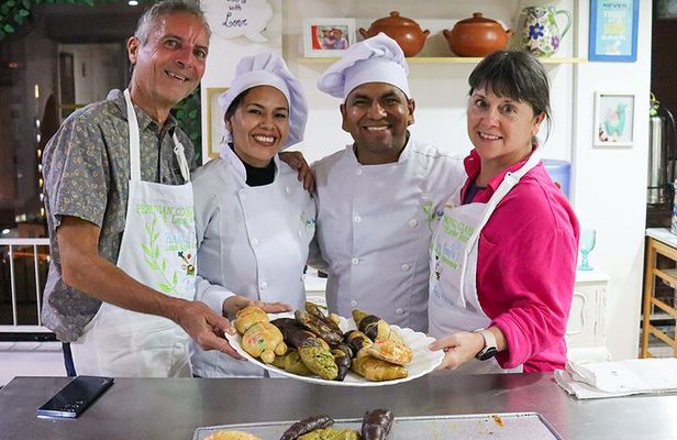Andean Breads Cooking Class in Lima
