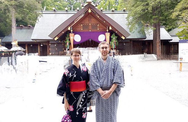 Kimono Styling & Shrine Photos with Gajoen Stylist - Full Service