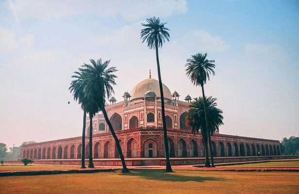 Old and New Delhi City Private Tour