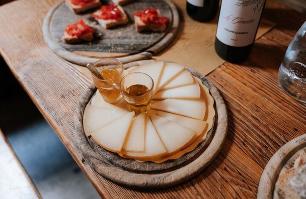 Taste of Canada: Niagara-on-the-Lake Guided Food Tour