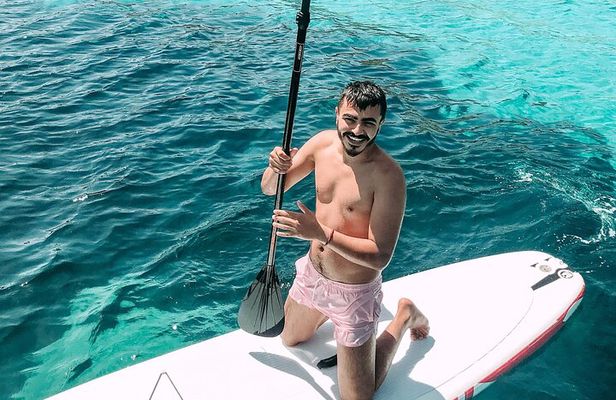 Athens Full Day Catamaran Cruise to Aigina with Lunch and Wine