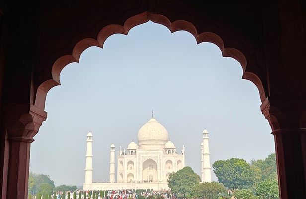 Taj Mahal Sunrise, Baby Taj and Agra Fort Day Tour From Agra
