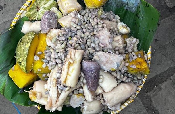 Local food and cooking experience