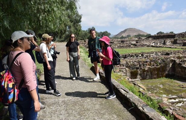 Teotihuacan Pyramids from Mexico City with Private Transport