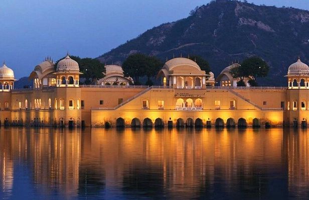 Full Day Jaipur Tour from Delhi By Car – Explore the Pink City