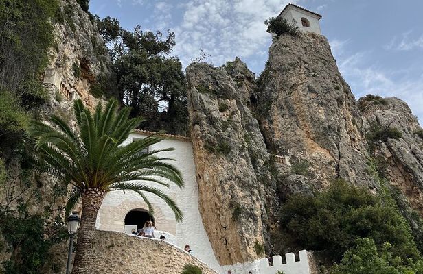 Guadalest Private Tourism and Chocolate Factory