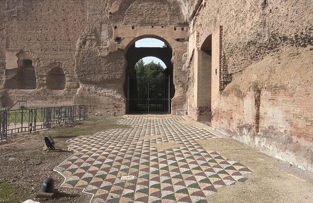 Rome’s Caracalla Baths Guided Tour – Small Group Experience