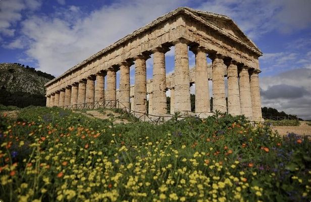 Full Day Tour to Segesta, Erice, Trapani, Saline TP and Dattilo