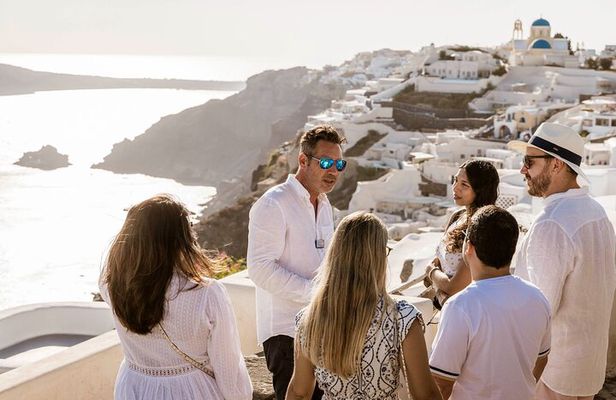 BYPASS THE CABLE CAR: Santorini Private Tour for Cruise Travelers