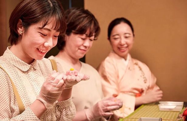 Tokyo Tea Ceremony and Wagashi Making