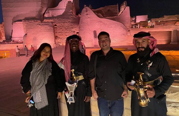 VIP Riyadh Private Tour: Al-Diriyah & Bujairi & Boulevard