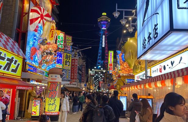 Night Soul Food Tour in Shinsekai with a local guide