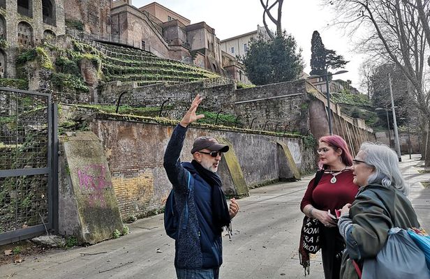 Rome Walking Tour of Aventine HIll & Circo Massimo