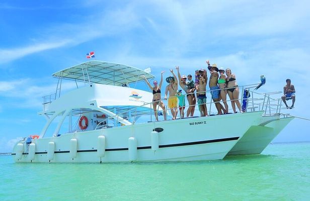 Private Cruise with BBQ - Slide And Open Bar