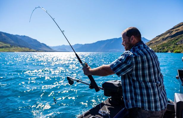 Shared 6-Hour Fishing Charter on Lake Wakatipu Queenstown