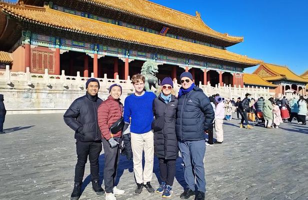 Half Day Tour: Tiananmen Square, Forbidden City & Jingshan Park
