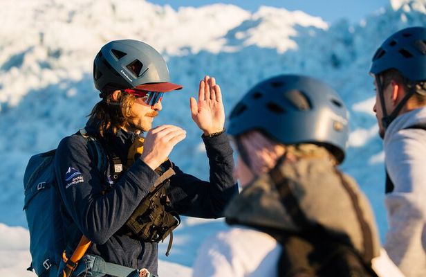 Skaftafell: Blue Ice Glacier Hike on Vatnajökull