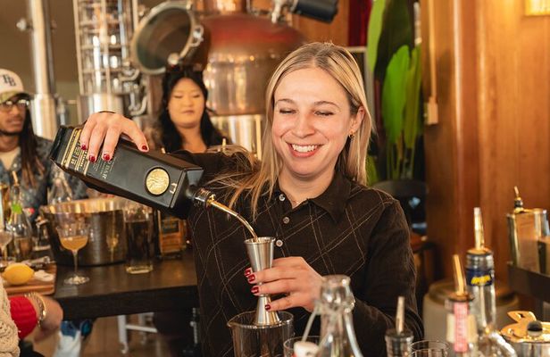 San Francisco Whiskey Cocktail Class: Views and City History