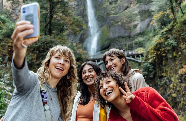 Explore Columbia River Gorge Half-Day Small-Group Tour