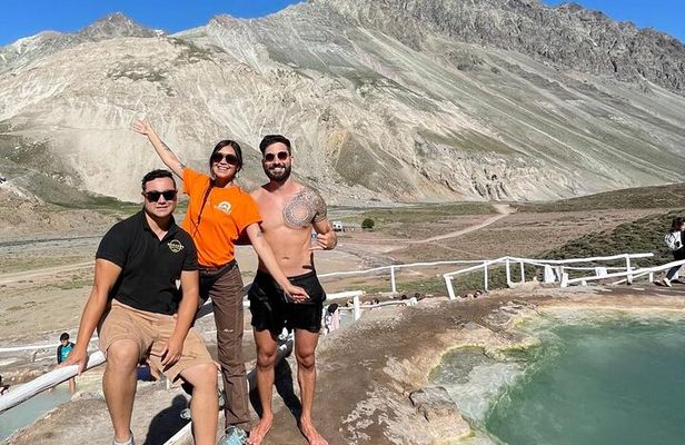 Tour 1 day Maipo Cajon Thermal Hill Reservoir Gypsum and Picnic