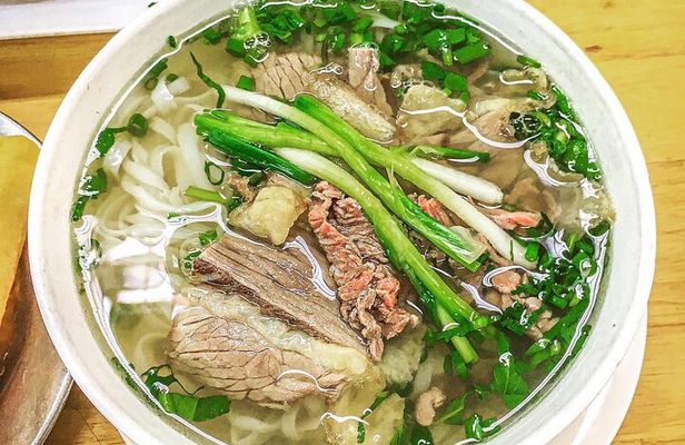 Da Nang Street Foodie Walking Tour