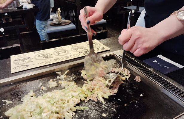 Two Hour Tokyo Tsukishima Ginza and Tsukiji Food and Culture Tour