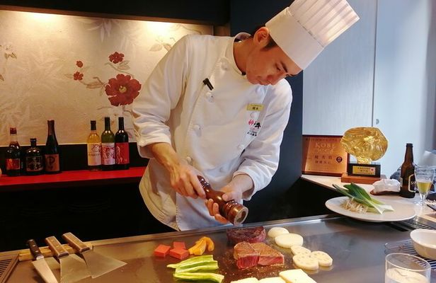 4-Hour Multicultural Kobe Walking Tour with Genuine Kobe Beef