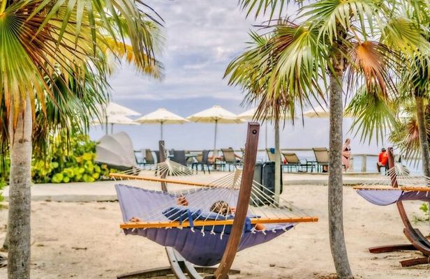 Nassau: Rose Island Perfect Beach Day Group Getaway